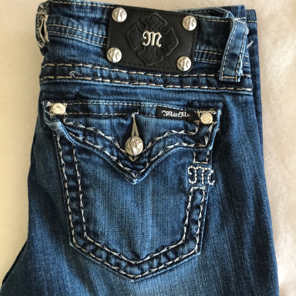 Miss Me Bootcut jeans. Excellent condition!